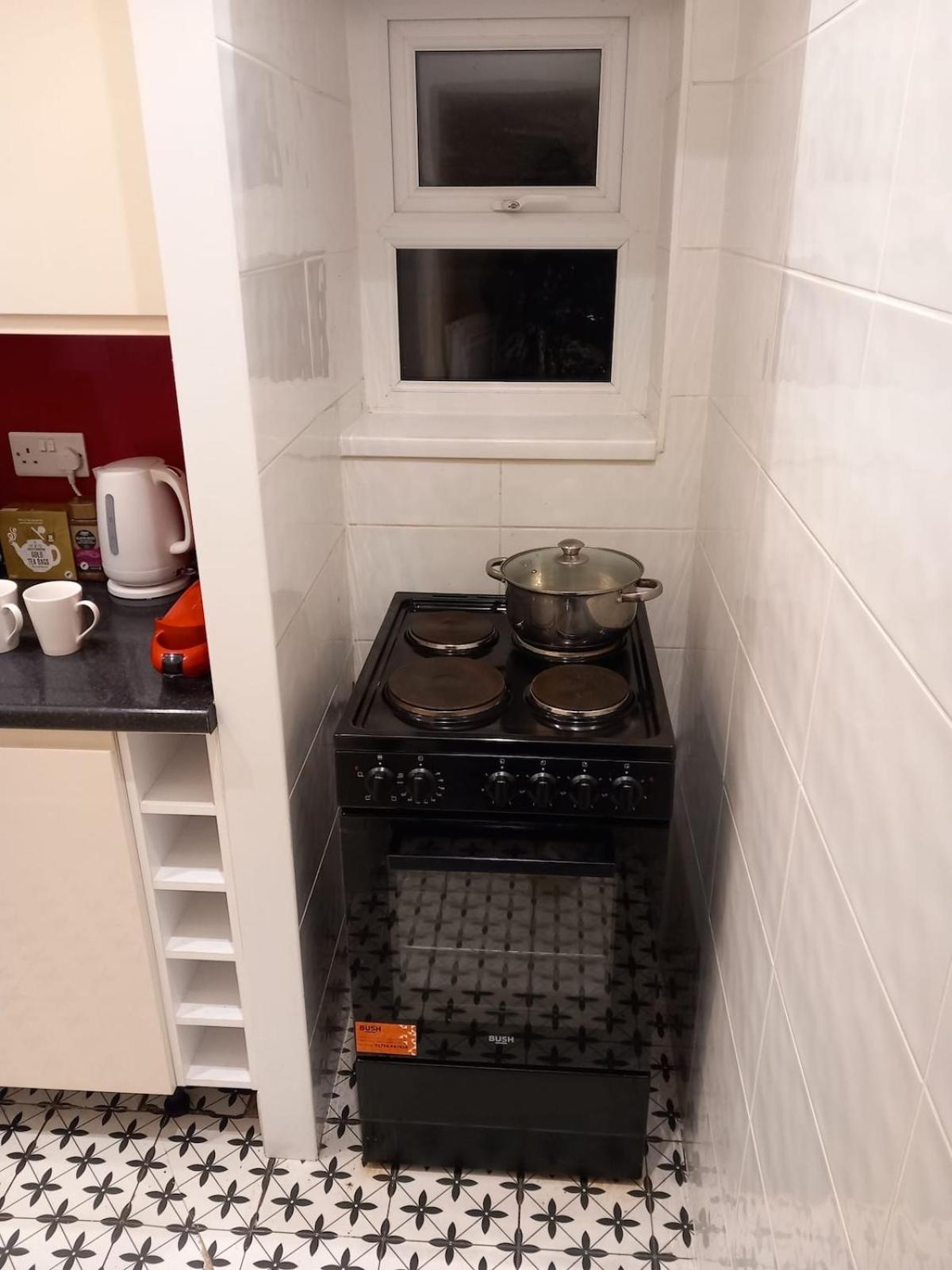 Self Check In Flat 1 Jubilee Guest House Bognor Regis Exterior photo